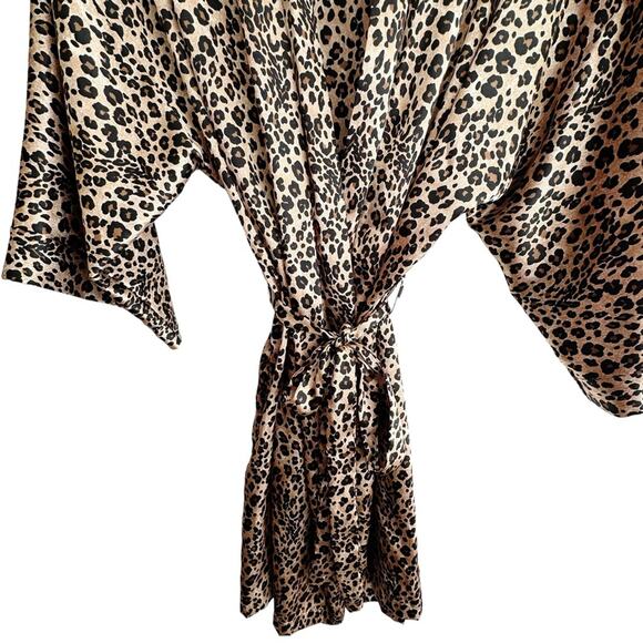 Vintage Inner Most Satin Silky Cheetah Print Robe - Picture 7 of 7